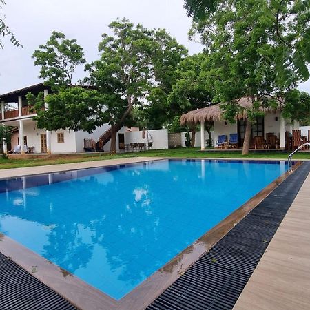 Готель Kirinda Heaven - Yala Екстер'єр фото